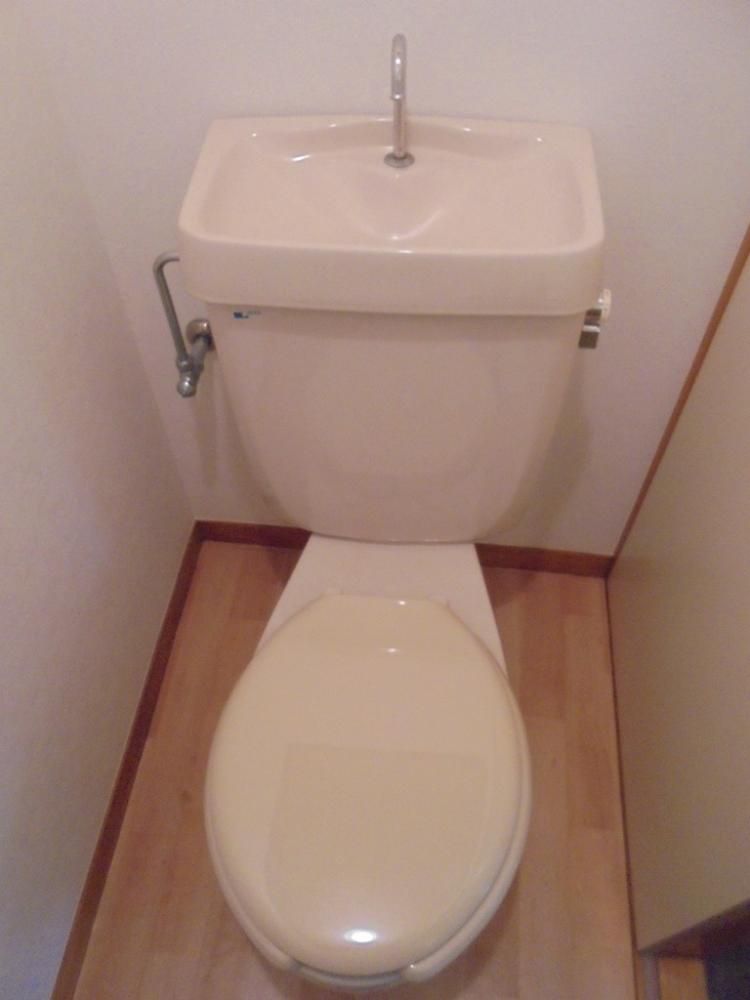 【トイレ】　写真は反転タイプです。